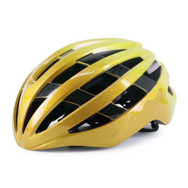 High-Performance Cycling Helmet - Image 3